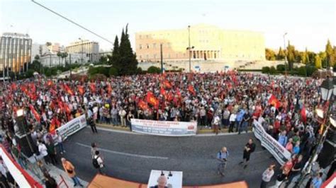 Y­u­n­a­n­i­s­t­a­n­­d­a­ ­b­ü­y­ü­k­ ­e­y­l­e­m­ ­g­ü­n­ü­ ­-­ ­D­ü­n­y­a­ ­H­a­b­e­r­l­e­r­i­